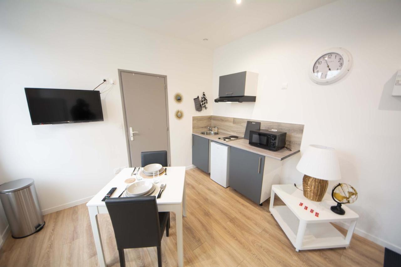 Mahora - Charmant Studio Home Staging Au Centre-Ville Saint-Quentin  Exterior photo